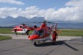 Agusta A109K2 a Mi8 na popradskom letisku. Autor Pavol Svetoň