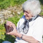 Kolárik: Peniaze na starostlivosť by mali byť vyplácané priamo starým ľuďom a nie samospráve