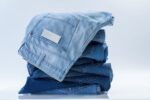 S čím nosiť pánske džínsové kraťasy - 5 návrhov