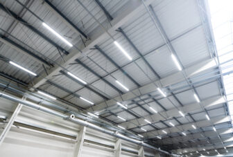 LED osvetlenie skladu: Spôsob, ako sa vyhnúť vysokým faktúram za energie