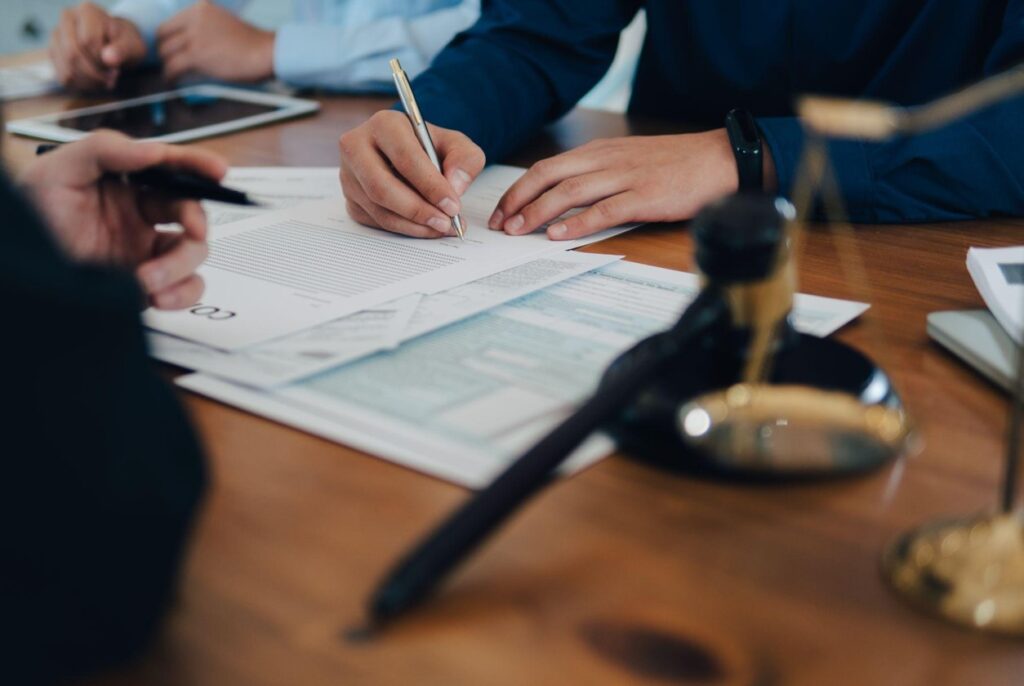 Ako vám pomôže rozvodový právnik pri vysporiadaní BSM