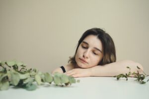 Overovanie zamestnania a príjmu: čo je primerané