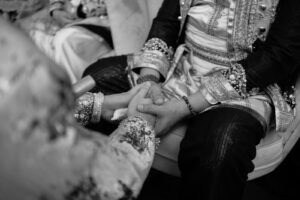 Montáž pracovní desky a napojení na dřez