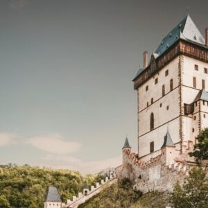 Alternatívy k úveru: odklad nákupu, prenájom, bazár