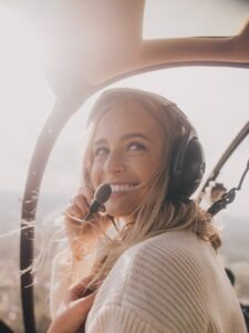 Parkovanie kolmé a šikmé: línie, uhly, korekcie