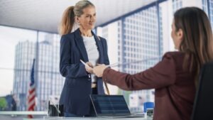 Prečo je kvalitný úradný preklad základom medzinárodnej komunikácie?