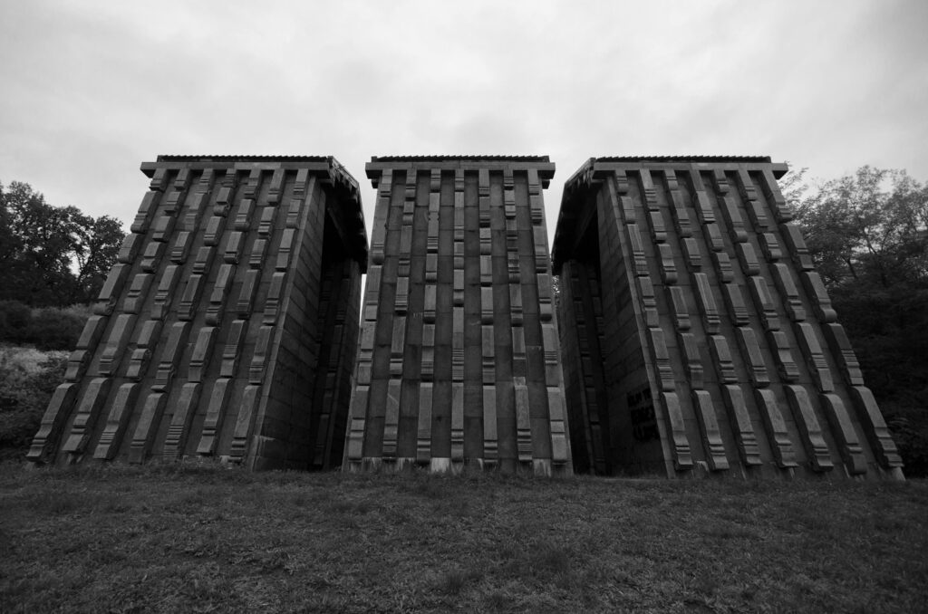 vzdelavanie-financie-ekonomika-podnikanie-1440