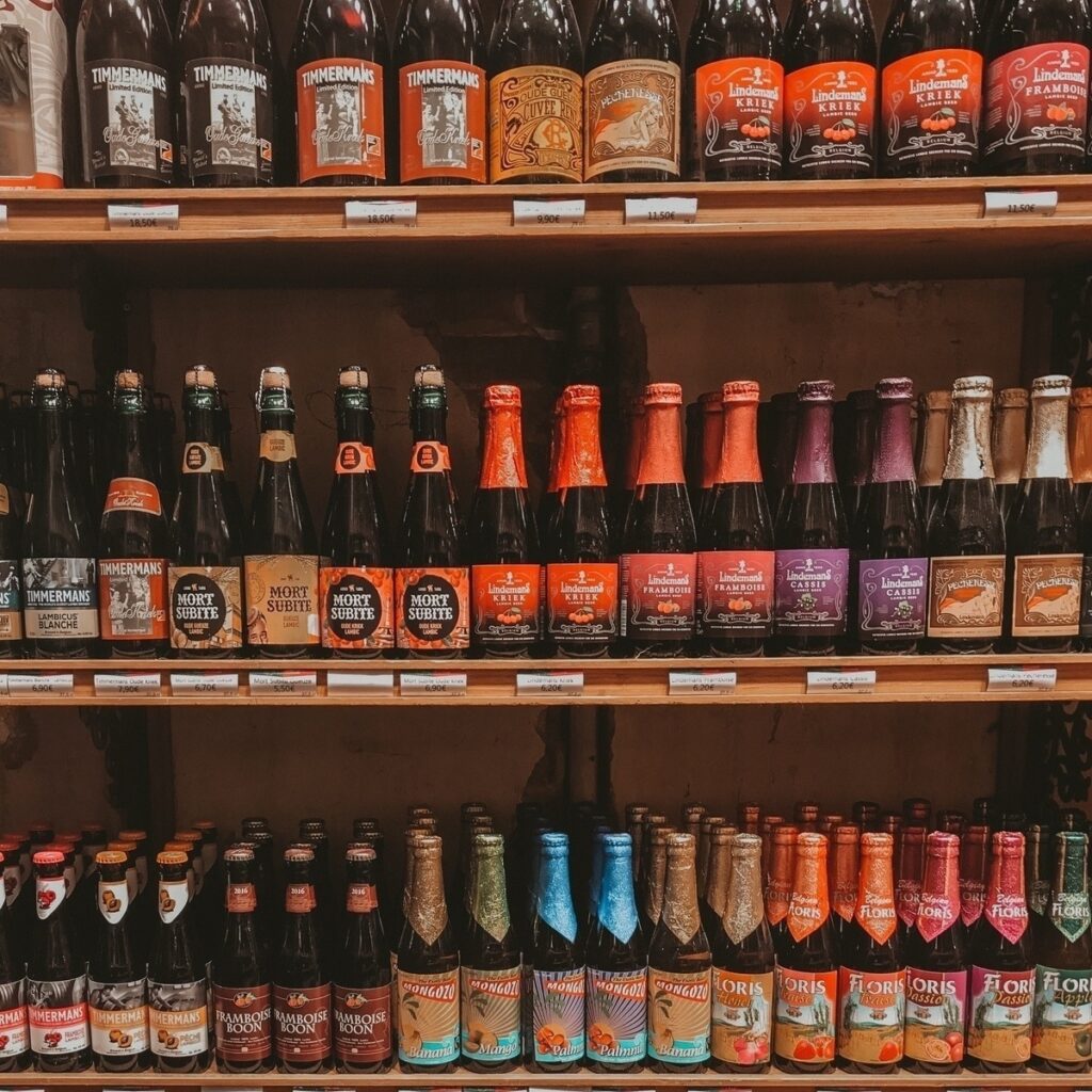 vzdelavanie-financie-ekonomika-podnikanie-1587