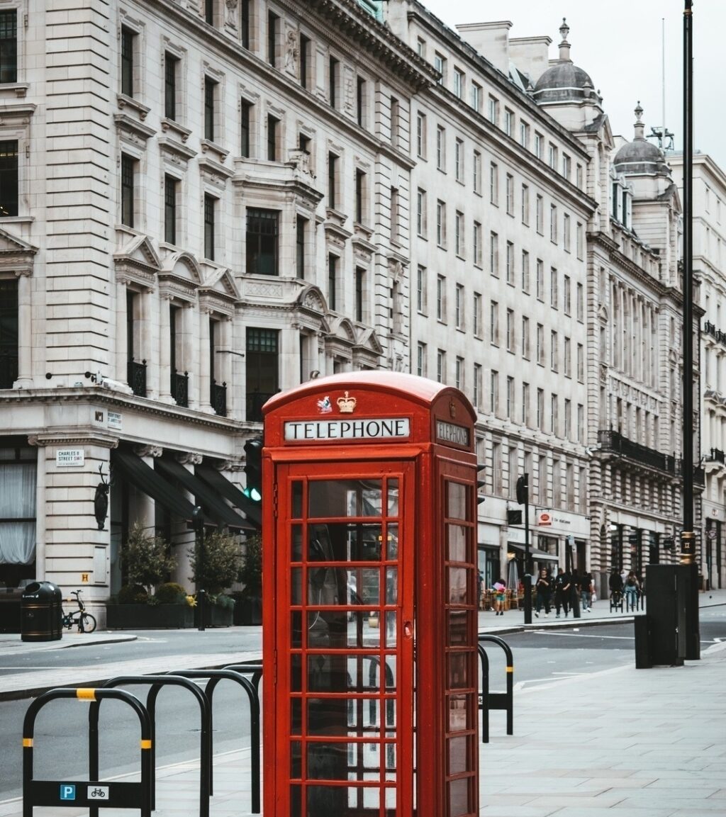 vzdelavanie-financie-ekonomika-podnikanie-1714