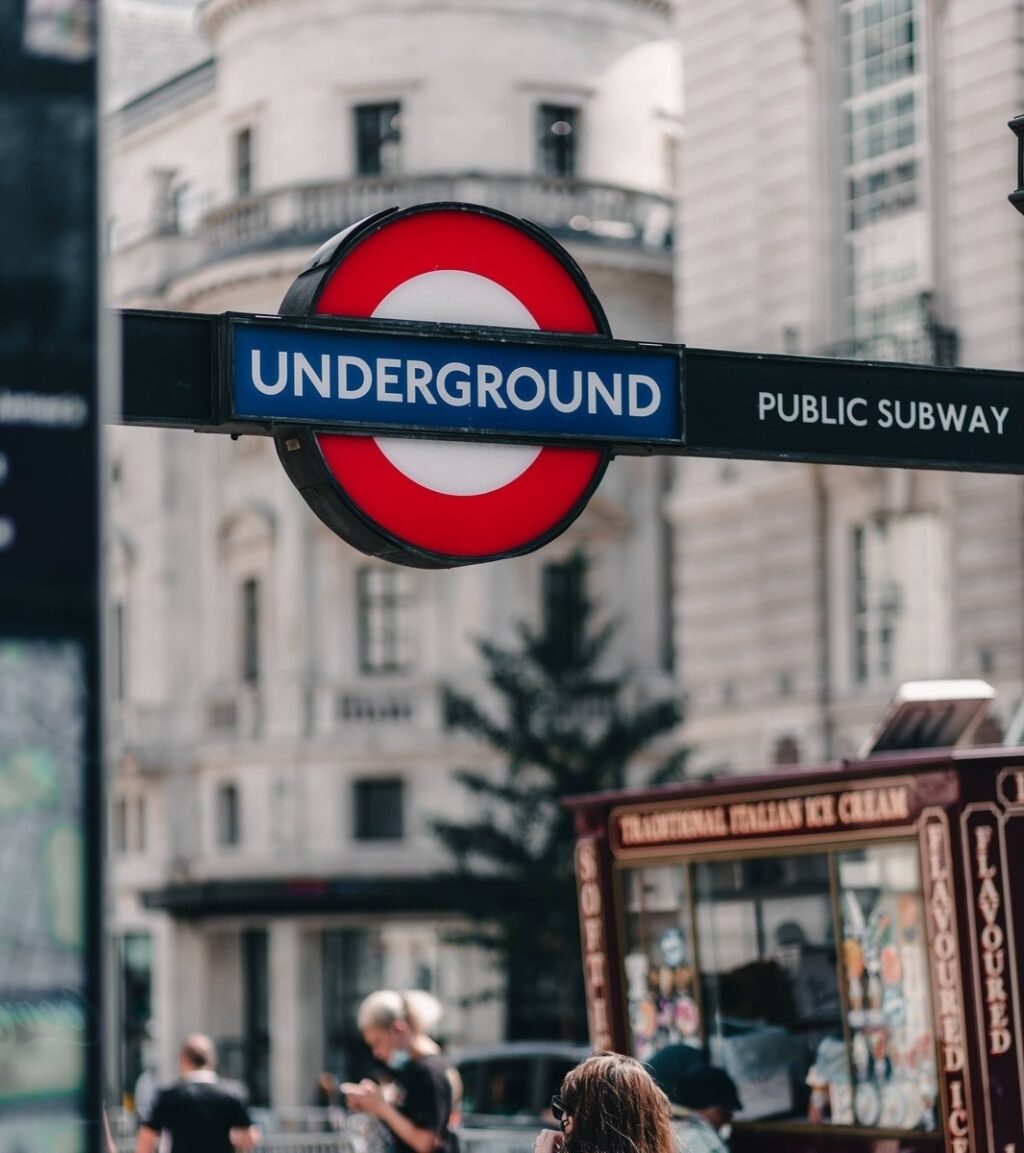 vzdelavanie-financie-ekonomika-podnikanie-1982