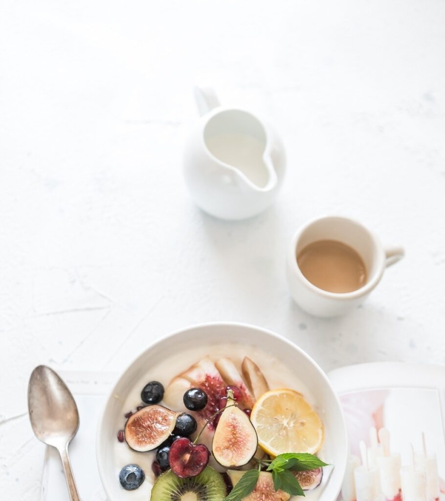 vzdelavanie-financie-ekonomika-podnikanie-2045