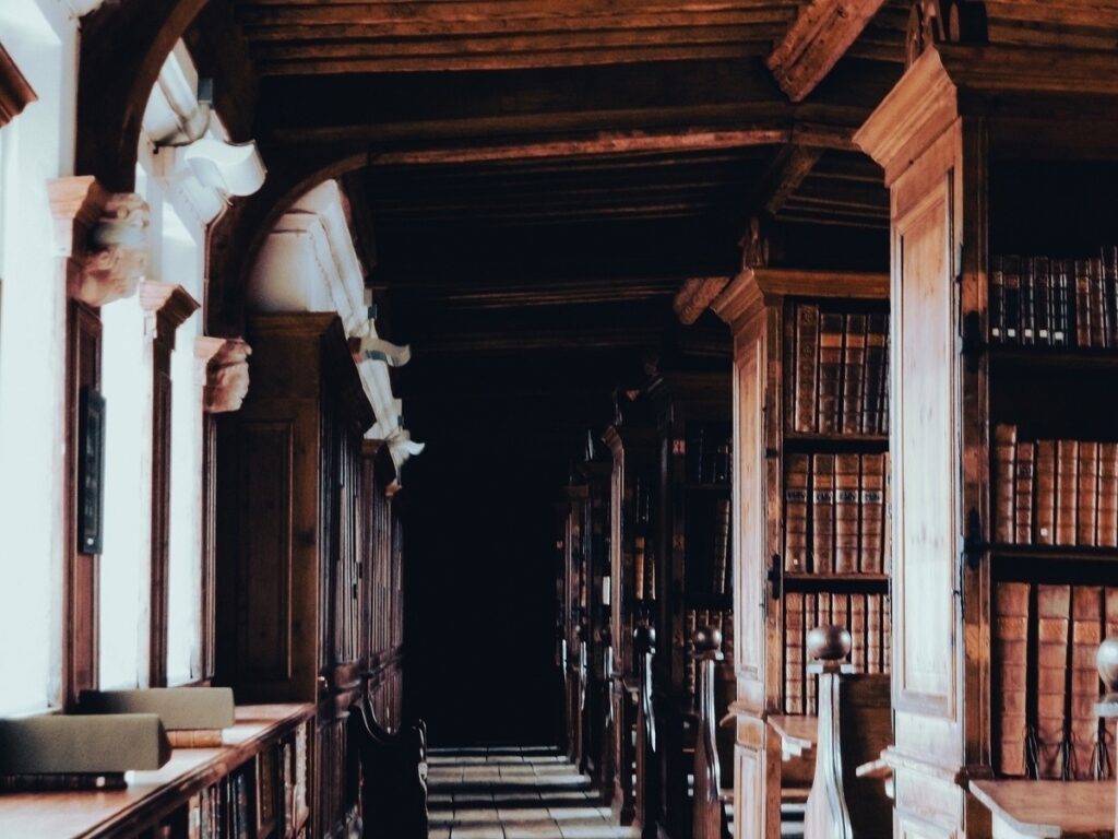 vzdelavanie-financie-ekonomika-podnikanie-2555