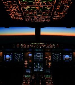 vzdelavanie-financie-ekonomika-podnikanie-2565