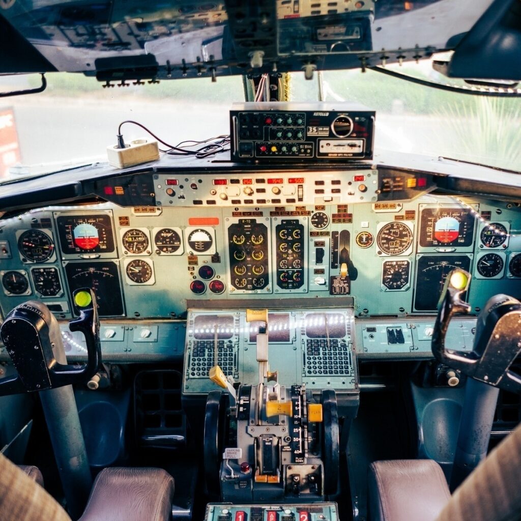 vzdelavanie-financie-ekonomika-podnikanie-2663