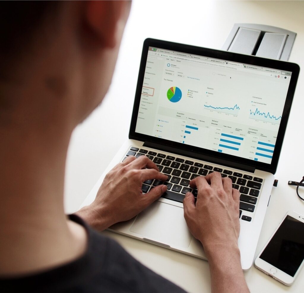 vzdelavanie-financie-ekonomika-podnikanie-2683