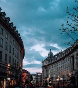 vzdelavanie-financie-ekonomika-podnikanie-2695