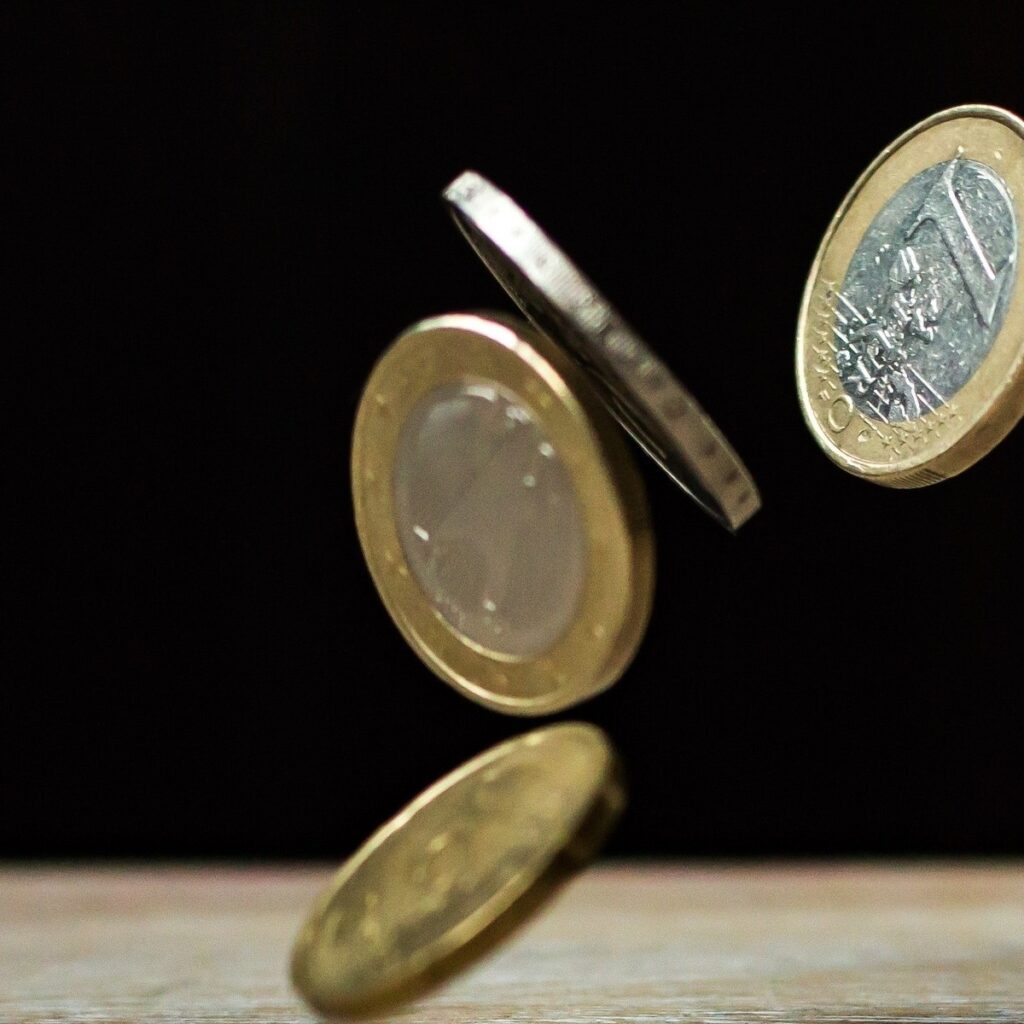 vzdelavanie-financie-ekonomika-podnikanie-2704