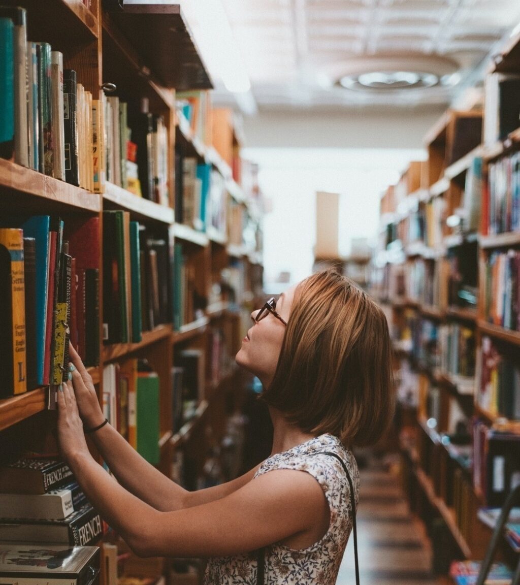 vzdelavanie-financie-ekonomika-podnikanie-2713