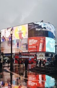 vzdelavanie-financie-ekonomika-podnikanie-2714