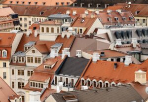 Ako vybrať škridlu na strechu: Kompletný sprievodca pre stavbu aj rekonštrukciu domu